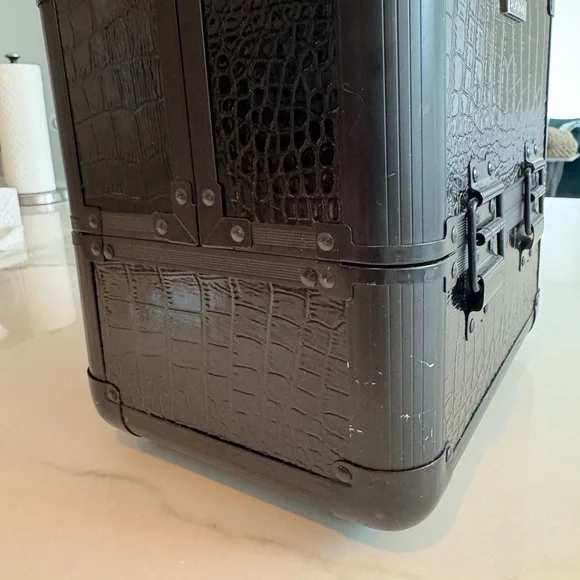 Sephora Black Croc-Patterned Makeup Train Case